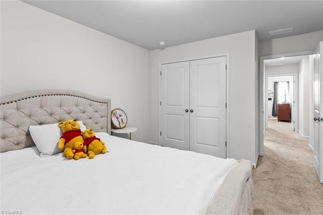 3748 Streamside Drive, Thomasville, NC 27360