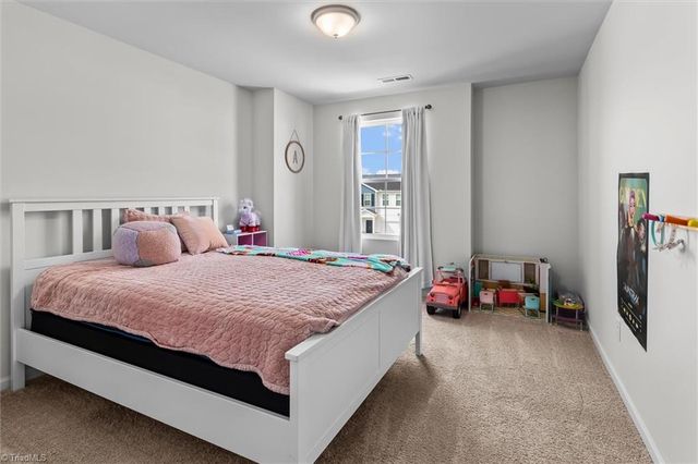 3748 Streamside Drive, Thomasville, NC 27360