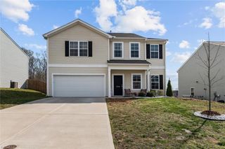 3748 Streamside Drive, Thomasville, NC 27360