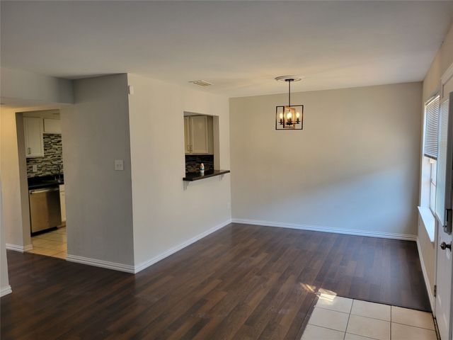 35 E Mountain Lane 34, Grand Prairie, TX 75052