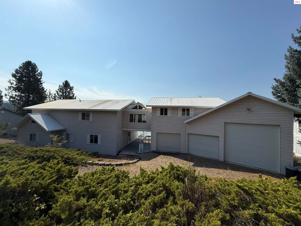 289 Swan Shores, Sagle, ID 83860