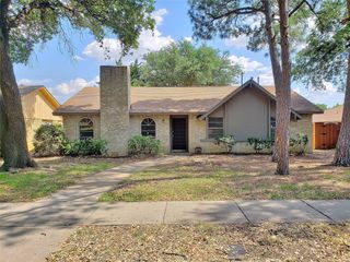 1320 Iris Lane, Lewisville, TX 75067