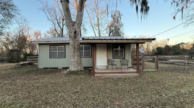 201 Hackberry Lane, Livingston, TX 77351