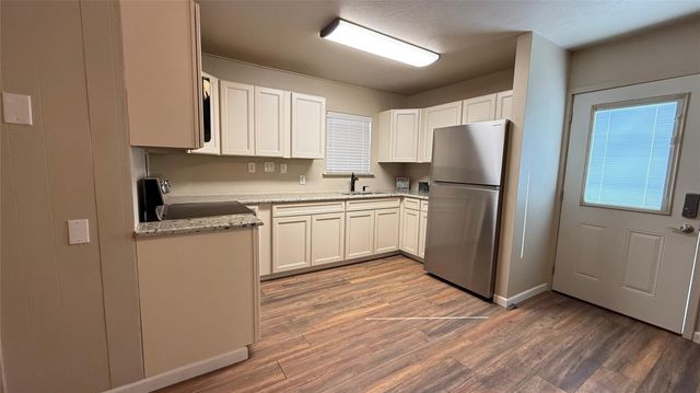 201 Hackberry Lane, Livingston, TX 77351