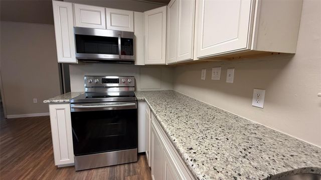 201 Hackberry Lane, Livingston, TX 77351