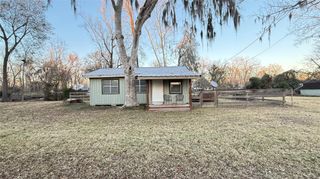 201 Hackberry Lane, Livingston, TX 77351