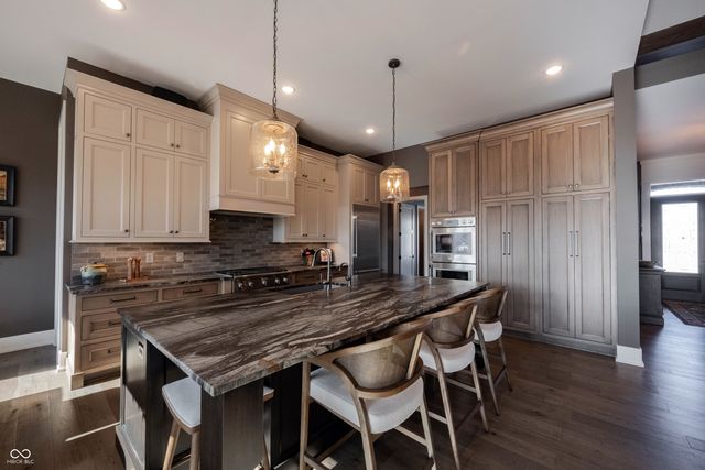 2765 Silver Oaks Drive, Carmel, IN 46032