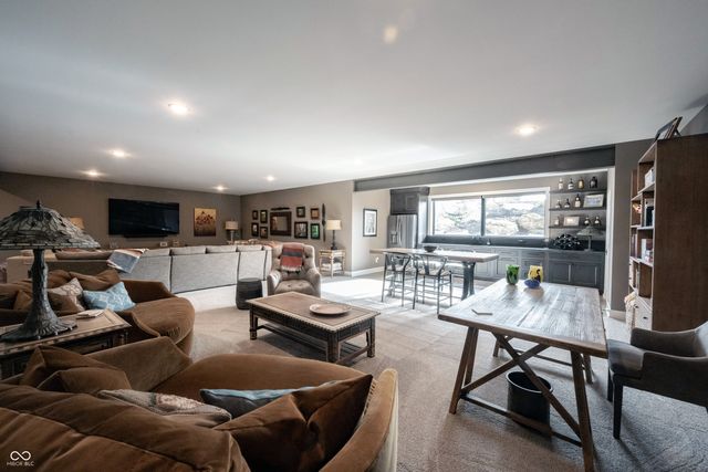 2765 Silver Oaks Drive, Carmel, IN 46032