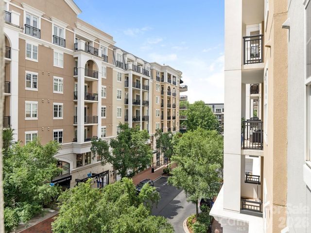 4625 Piedmont Row Drive 408, Charlotte, NC 28210