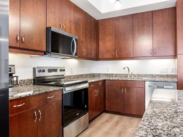 4625 Piedmont Row Drive 408, Charlotte, NC 28210