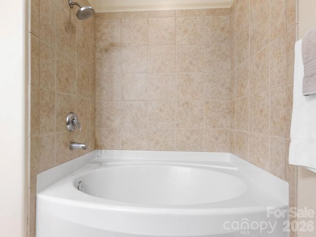 4625 Piedmont Row Drive 408, Charlotte, NC 28210