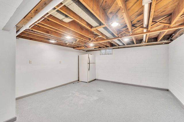 2912 24th AVENUE, Kenosha, WI 53140