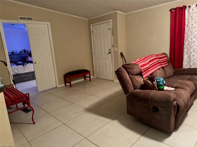 2463 Laurel LN, North Fort Myers, FL 33917