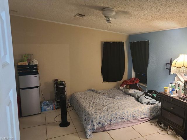 2463 Laurel LN, North Fort Myers, FL 33917