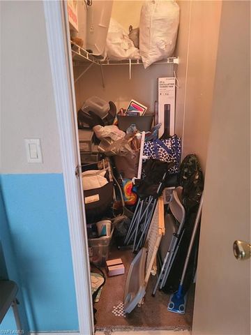 2463 Laurel LN, North Fort Myers, FL 33917