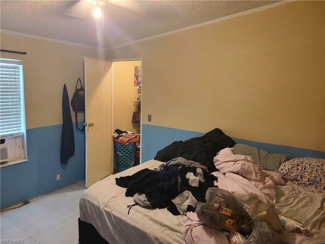 2463 Laurel LN, North Fort Myers, FL 33917