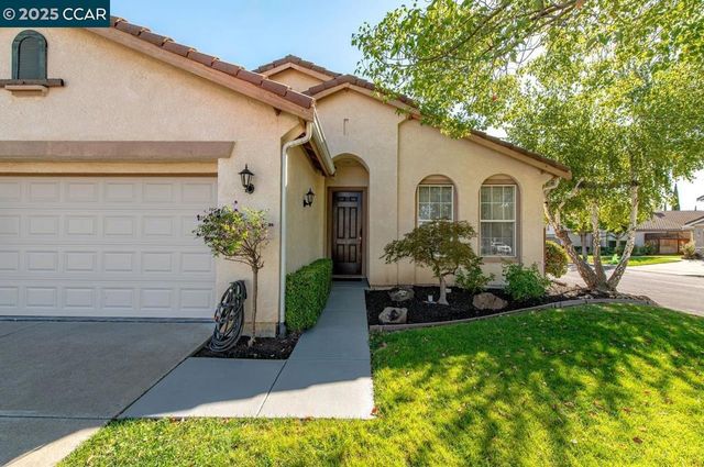 10 Narcissus Ct, Danville, CA 94506