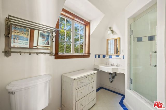 4750 Encino Avenue, Encino (los Angeles), CA 91316