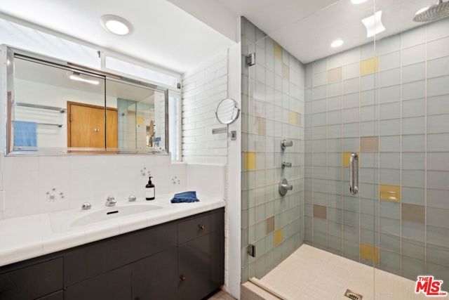 4750 Encino Avenue, Encino (los Angeles), CA 91316