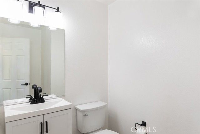 17622 Sutherland, Lake Elsinore, CA 92530