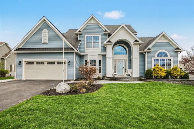 35 Longton Pl, Henrietta, NY 14586
