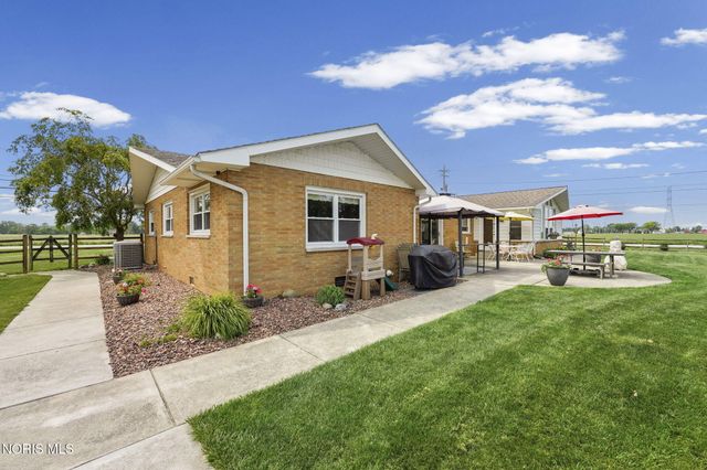 1993 N Genoa Clay Center Road, Genoa, OH 43430