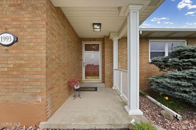 1993 N Genoa Clay Center Road, Genoa, OH 43430