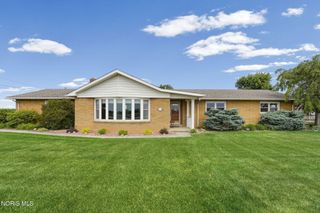 1993 N Genoa Clay Center Road, Genoa, OH 43430