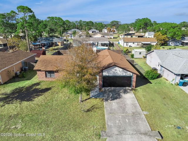 1839 Glenridge Street NW, Palm Bay, FL 32907