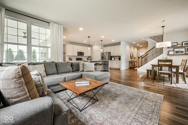 6768 Keepsake Drive, Whitestown, IN 46075
