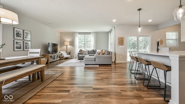 6768 Keepsake Drive, Whitestown, IN 46075