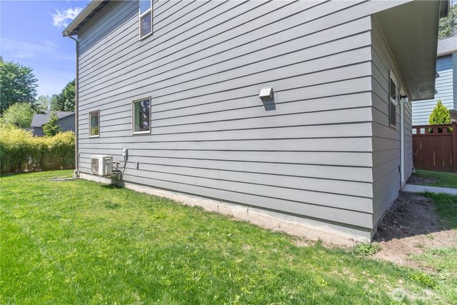 26408 Lola Place NE, Kingston, WA 98346