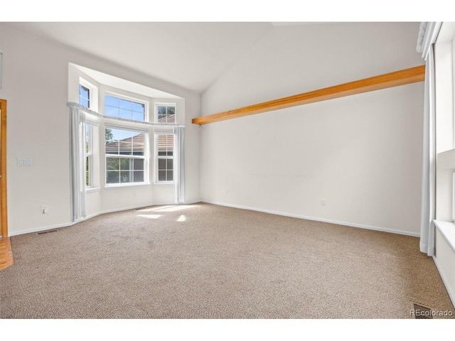 8825 Fairview Oaks Pl, Lone Tree, CO 80124