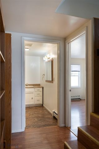 1215 E Gallatin Street, Livingston, MT 59047