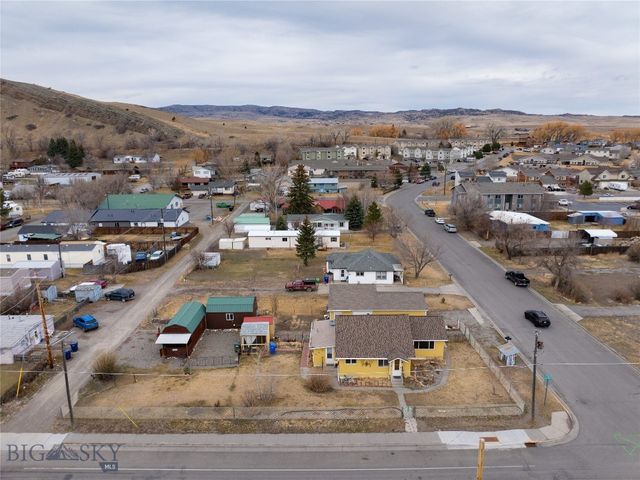 1215 E Gallatin Street, Livingston, MT 59047