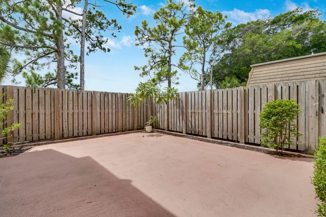 4280 Hazel Avenue B, Palm Beach Gardens, FL 33410