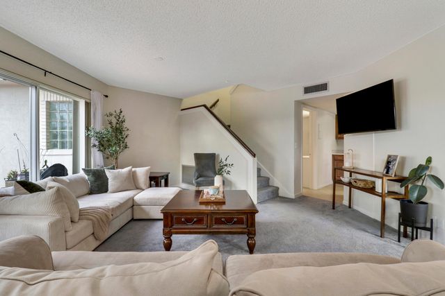 4280 Hazel Avenue B, Palm Beach Gardens, FL 33410