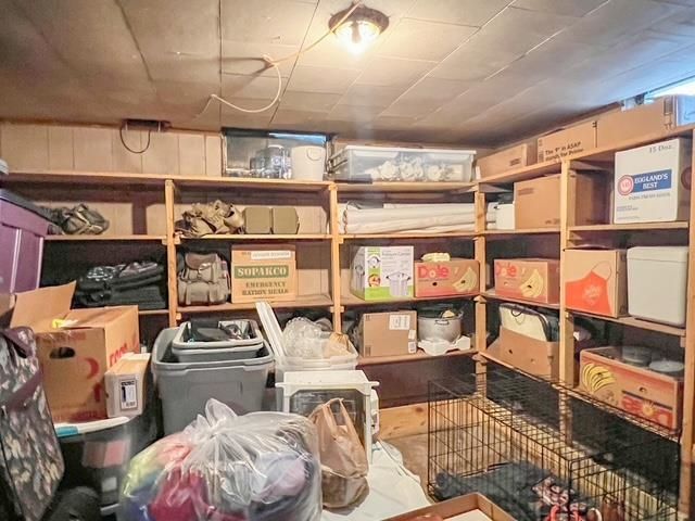 7020 E Arnold Lake Road, Harrison, MI 48625