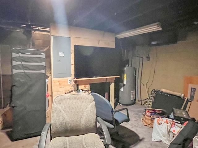 7020 E Arnold Lake Road, Harrison, MI 48625