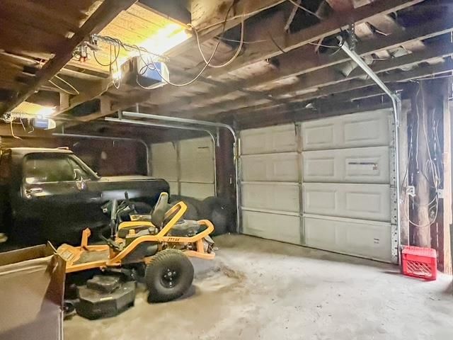 7020 E Arnold Lake Road, Harrison, MI 48625