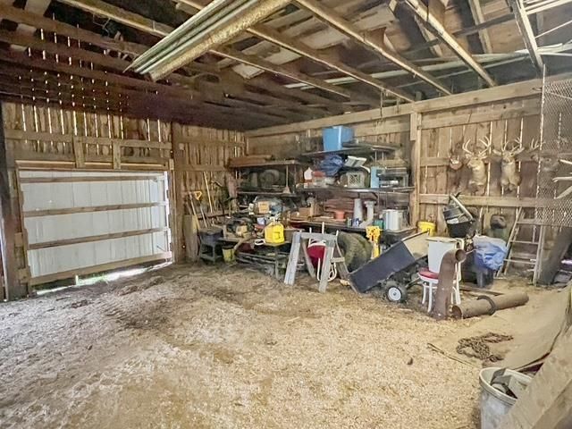 7020 E Arnold Lake Road, Harrison, MI 48625