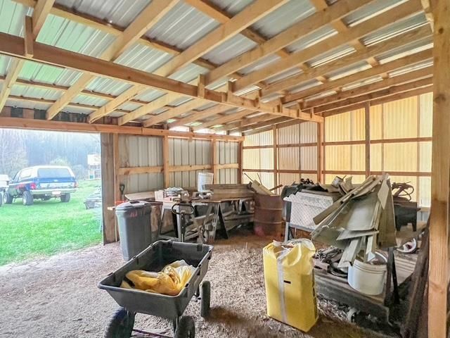 7020 E Arnold Lake Road, Harrison, MI 48625