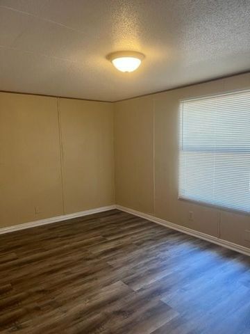 13206 Captain Circle, Willis, TX 77318