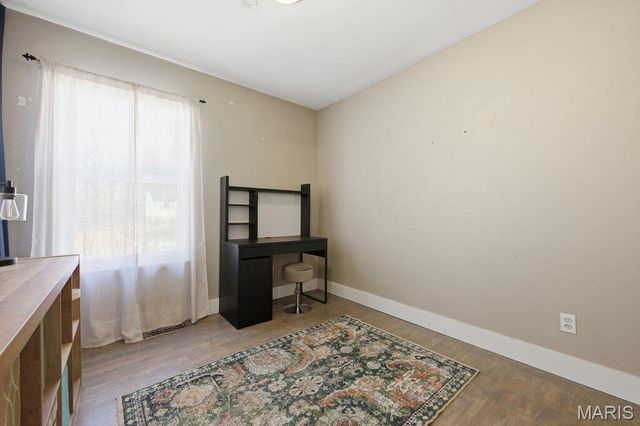 5332 Ville Angela Lane, Hazelwood, MO 63042