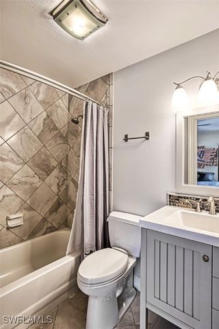 1815 Pine Glade CIR, Fort Myers, FL 33907