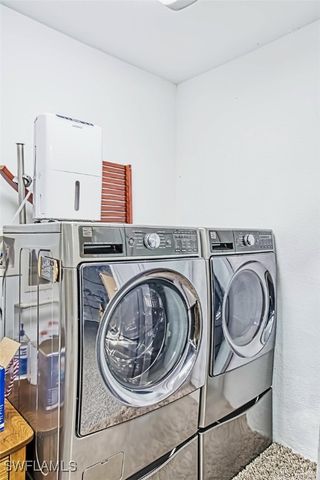 1815 Pine Glade CIR, Fort Myers, FL 33907