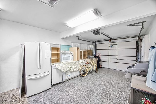 1815 Pine Glade CIR, Fort Myers, FL 33907