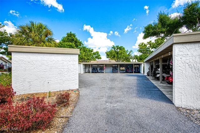 1815 Pine Glade CIR, Fort Myers, FL 33907