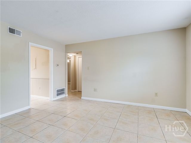 122 Woodhouse Lane, Savannah, GA 31406