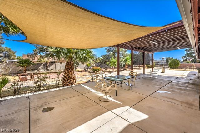 2880 Red Rock Street, Las Vegas, NV 89146